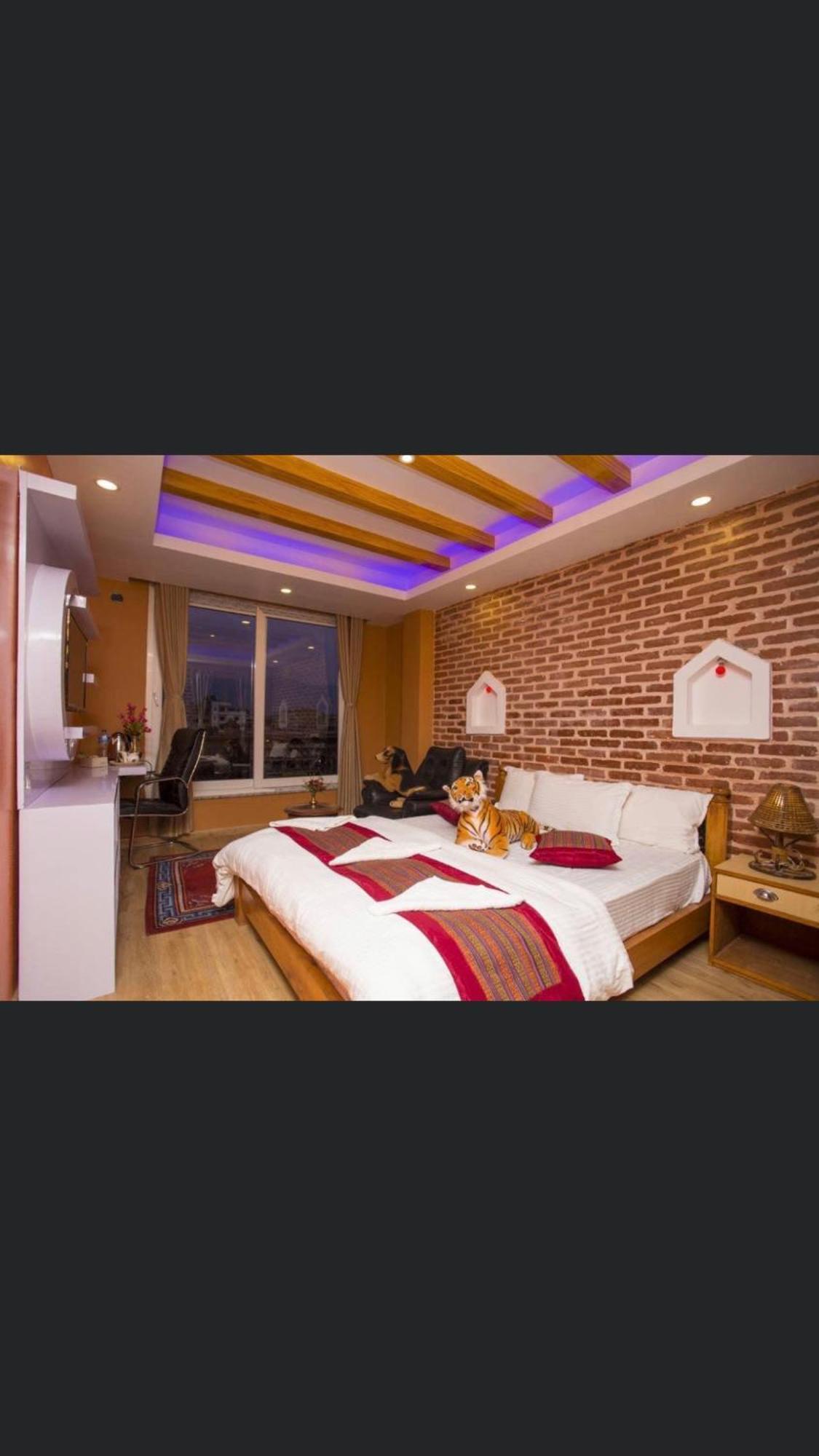 Blue Mountain Home Stay Kathmandu Exterior foto